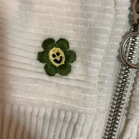 Forever 21 cropped corduroy jacket. - Picture 2 of 7